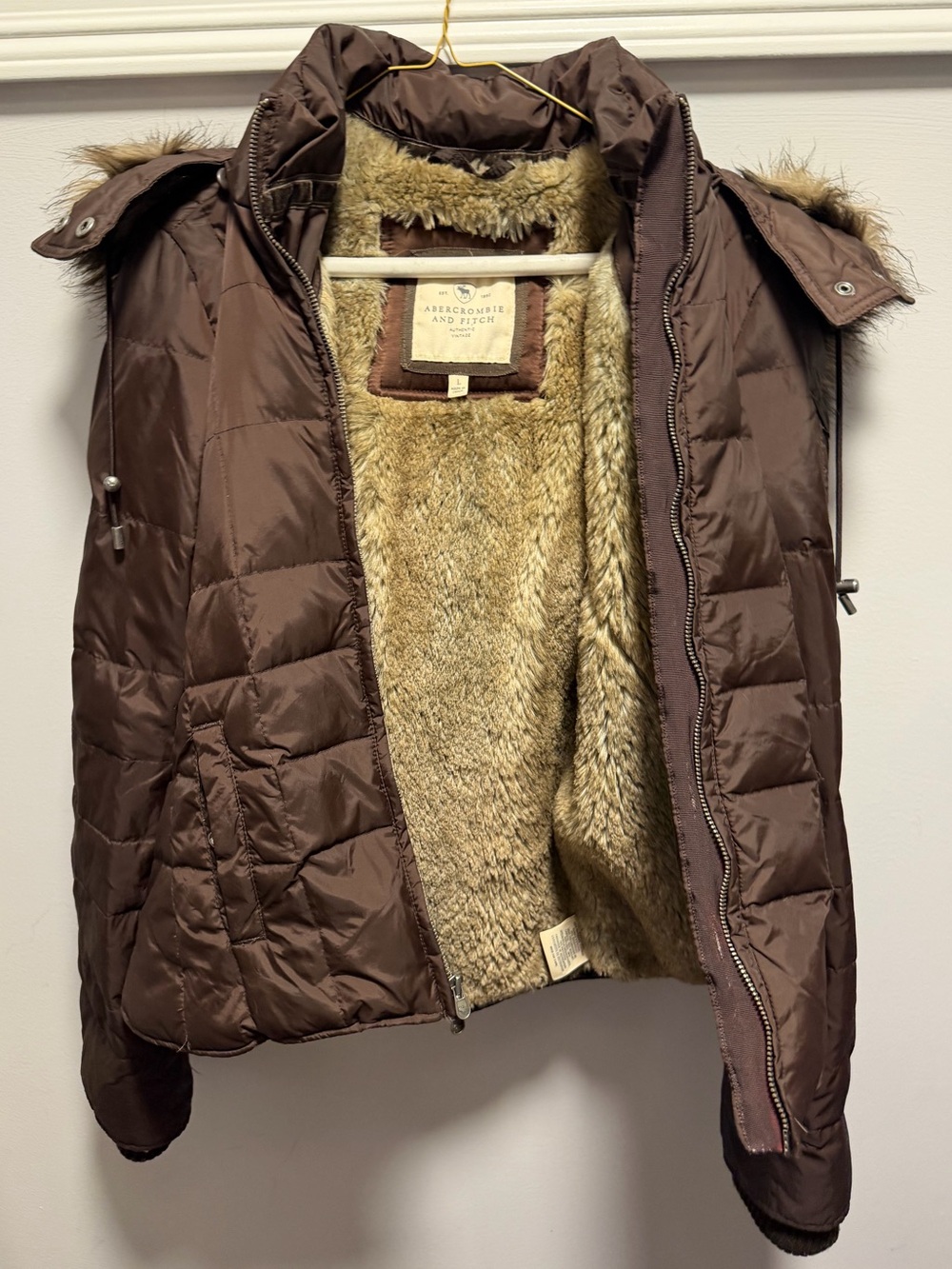Abercrombie & Fitch Vintage Brown Down Puffer Jacket with Faux-Fur